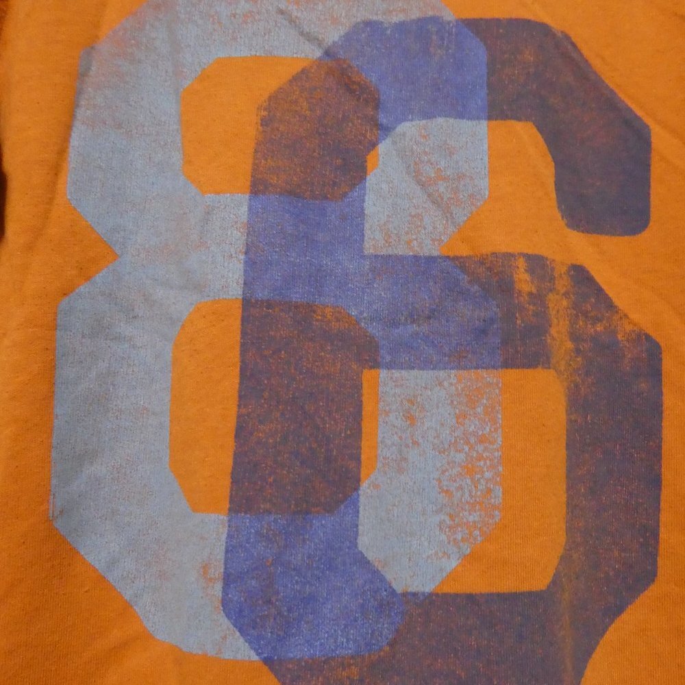 GAP KIDS small (6-7 years) orange graphic T-Shirt "86" print, EUC